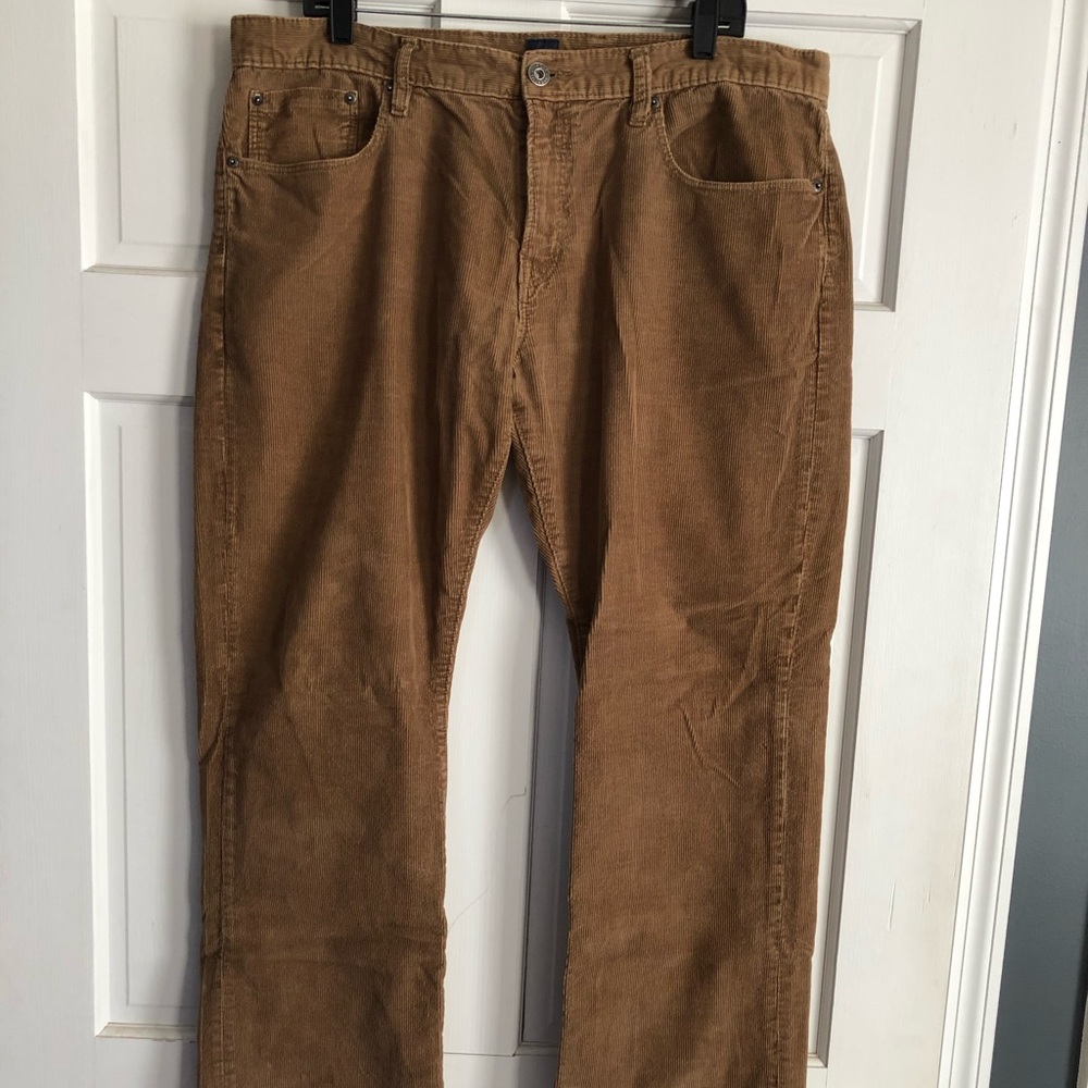 Men’s Gap Corduroy Pants
